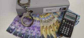 TRUFFE PORTALI INVESTIMENTI ONLINE FREGATURE PERDONO 2 MILIONI