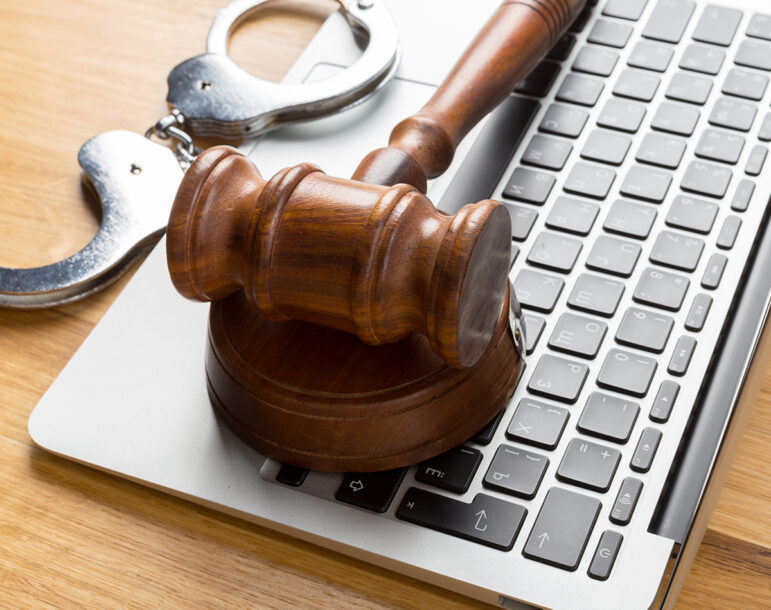 TAGS attendibilità avvocato che si occupa di diritto penale Avvocato Penalista Carta di Noto Circostanze attenuanti generiche codice di procedura penale codice penale consulenza legale corte di cassazione dichiarazioni dei minorenni diritto alla privacy diritto minorile diritto penale diritto processuale penale giurisprudenza inutilizzabilità legale legge italiana legge sulla privacy nullità protezione minori prova reato di abusi sessuali su minorenni ricorso per cassazione servizi legali violazione dei diritti dei minori